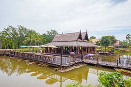 เรือนแพ